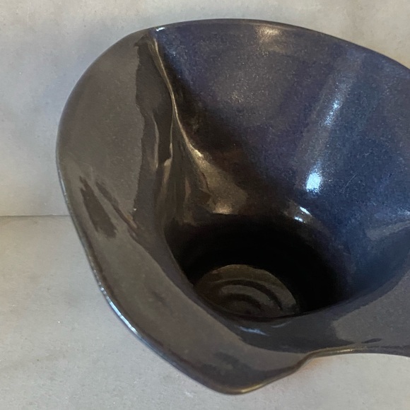 Handmade Modern Contemporary Purple Pottery Bowl - Picture 2 of 8